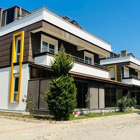 Villa Detached In A Seafront Boutique Complex In